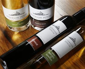 Peterson House - Accommodation Coffs Harbour 2