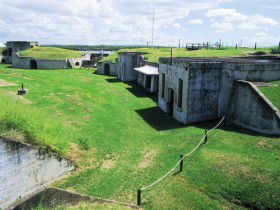 Fort Lytton - Accommodation Coffs Harbour 0