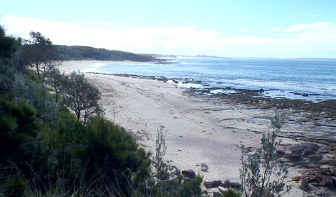 Monument Beach Picnic Area - Accommodation Coffs Harbour 0
