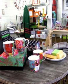 The Famous Tinonee Cafe And Gift Shop - Accommodation Coffs Harbour 0