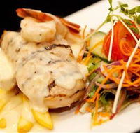 Manning River Hotel - Accommodation Coffs Harbour