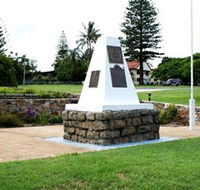 Dunwich War Memorial - Accommodation Coffs Harbour