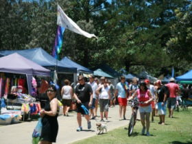 Broadbeach Art And Craft Markets - Accommodation Coffs Harbour 0