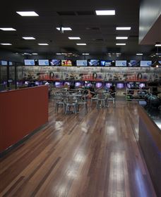 Club300 Bowling And Bar - Accommodation Coffs Harbour 0
