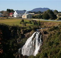 Waratah Falls - Accommodation Coffs Harbour