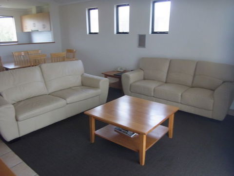 Margarets Beach Resort - Accommodation Coffs Harbour 2
