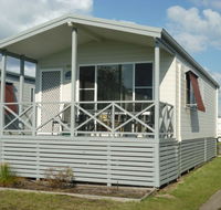 Belmont Pines Lakeside Holiday Park - Accommodation Coffs Harbour
