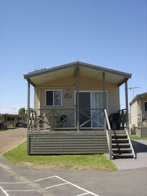 Belmont Pines Lakeside Holiday Park - Accommodation Coffs Harbour 6