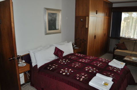 Sages Haus Bed And Breakfast - Accommodation Coffs Harbour 4