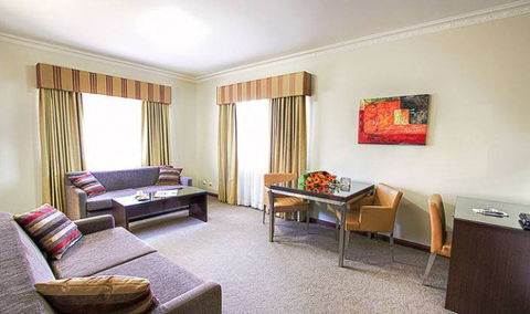 Governor Macquarie Motor Inn - Accommodation Coffs Harbour 9