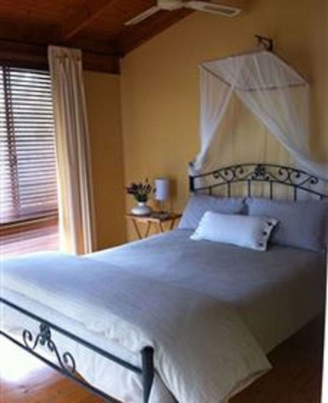 Buffs At Pokolbin - Accommodation Coffs Harbour 0