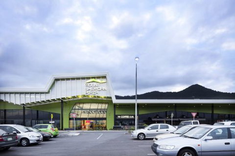 Mount Sheridan Plaza - Accommodation Coffs Harbour 2