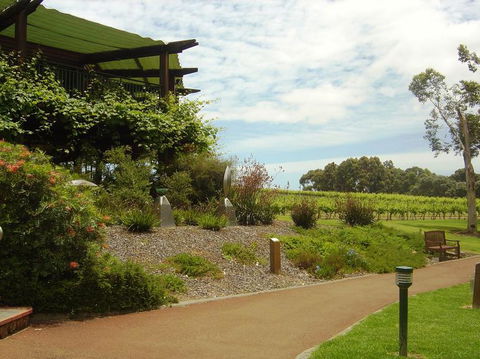 Margaret River, Caves, Wine And Cape Leeuwin Lighthouse Tour From Perth - Accommodation Coffs Harbour 2