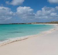 Pink Lake and Abrolhos Full Day Fly and Flipper - Accommodation Coffs Harbour