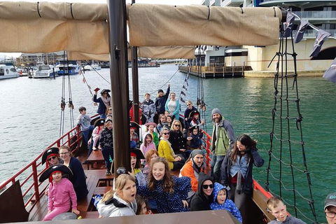 Pirate Ship Lunch Cruise (1.5hr) - Accommodation Coffs Harbour 6