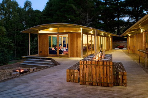 Great Walks Of Australia:4-Day Twelve Apostles Signature Walk OR 3 Day Long Wknd - Accommodation Coffs Harbour 1