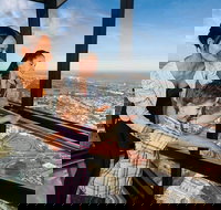 Half-Day Melbourne City Laneways and Arcades Tour with Eureka Skydeck