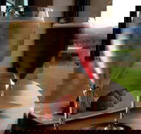 Yarra Valley Winery Tour from Melbourne Including Lunch and Yarra Valley Chocolaterie