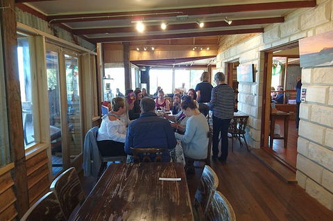 Phillip Island Wine Experience Tour - Accommodation Coffs Harbour 7