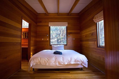 Great Walks Of Australia: 4-Day Freycinet Experience Walk - Accommodation Coffs Harbour 3