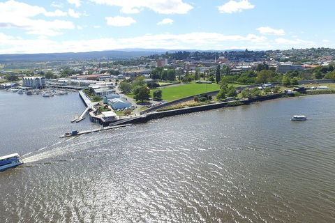 Batman Bridge 4 Hour Luncheon Cruise Including Sailing Into The Cataract Gorge - Accommodation Coffs Harbour 3