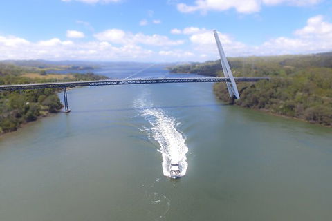 Batman Bridge 4 Hour Luncheon Cruise Including Sailing Into The Cataract Gorge - Accommodation Coffs Harbour 5