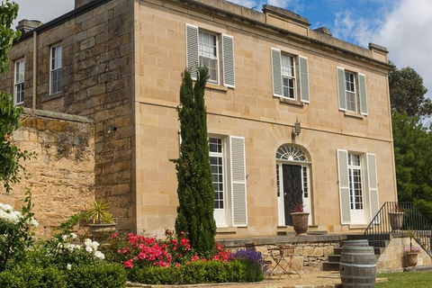 A Sommelier Guided Tour: Thursday Afternoon Wine Gin Cheese & Cocktails - Accommodation Coffs Harbour 4