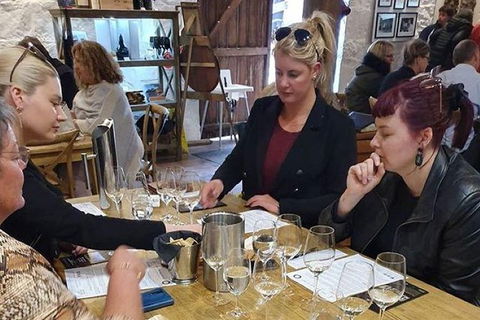 Hobart Small Group Wine Tour Saturday Afternoon: Wines, Gins & Cheeses - Accommodation Coffs Harbour 8