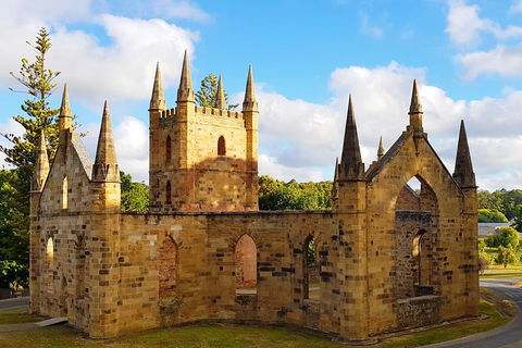 Tasmania 4 Day East Coast + Launceston - Accommodation Coffs Harbour 3