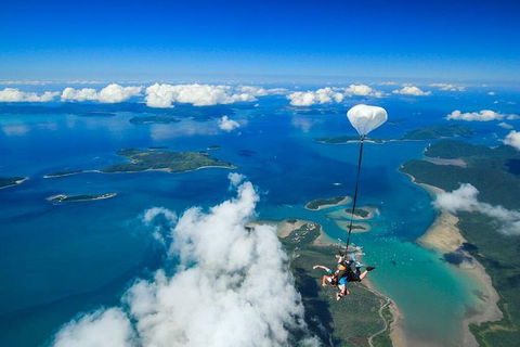 Airlie Beach Tandem Skydive - Accommodation Coffs Harbour 0