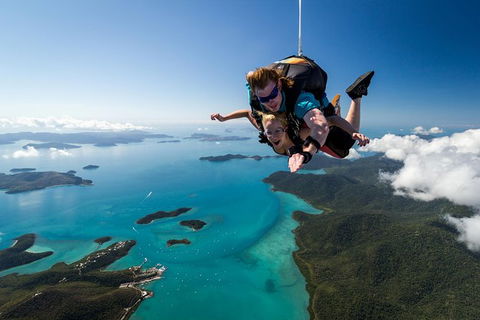 Airlie Beach Tandem Skydive - Accommodation Coffs Harbour 1