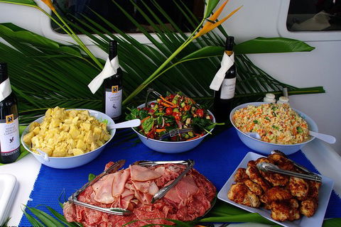 Three-Quarter Day Hervey Bay Premium Whale Watching Cruise - Accommodation Coffs Harbour 10