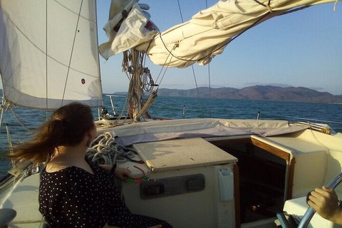 Townsville Early Morning Sailing Cruise Boat Tour - Accommodation Coffs Harbour 6