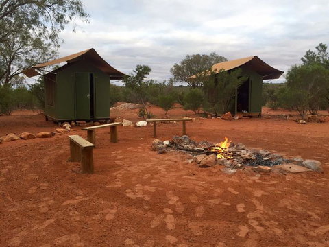 4-Day 4WD Camping Tour: Uluru, Kata Tjuta, And Kings Canyon - Accommodation Coffs Harbour 4