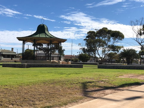 Davies Square, Wallaroo - Accommodation Coffs Harbour 1
