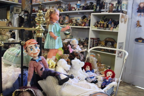 Gerogery Doll Museum - Accommodation Coffs Harbour 2