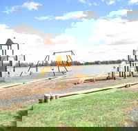 Gum Bend Lake - Accommodation Coffs Harbour
