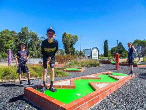 Naracoorte Mini Golf - Accommodation Coffs Harbour 2