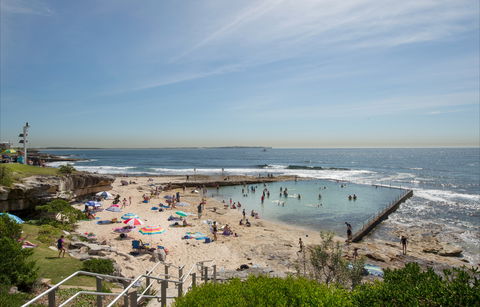 Oak Park Beach Cronulla - Accommodation Coffs Harbour 0