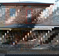 Bay Tree Gallery - Accommodation Coffs Harbour