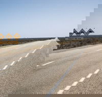 Eyre Highway - Accommodation Coffs Harbour