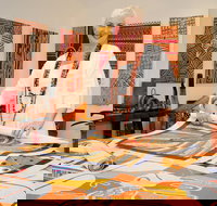 Bouddi Gallery - Contemporary Aboriginal Lifestyle Art - Accommodation Coffs Harbour