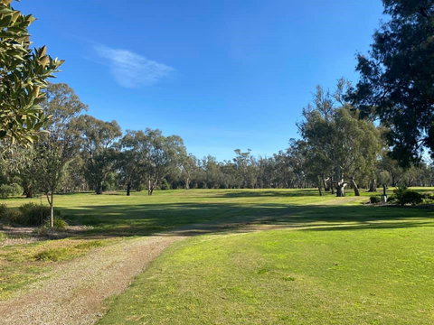 Echuca Back 9 Golf Course - Accommodation Coffs Harbour 2