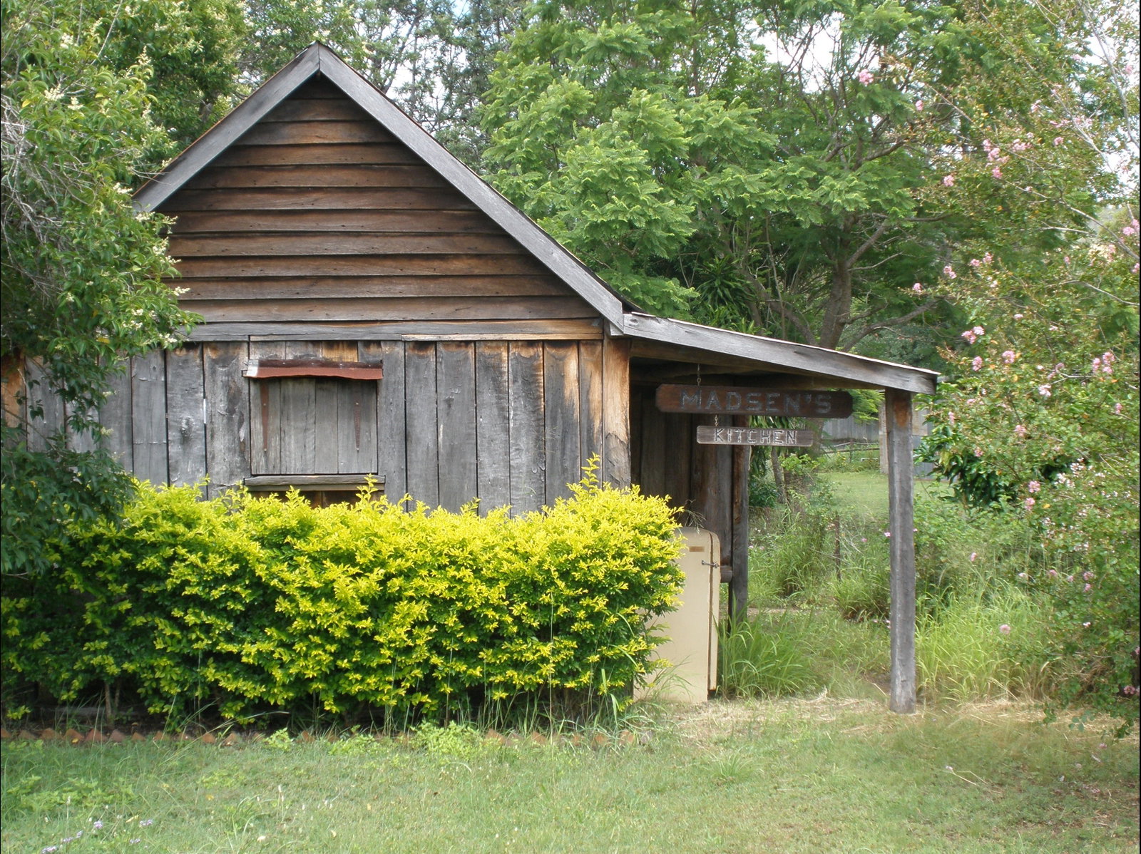 Mount Perry QLD Accommodation Coffs Harbour