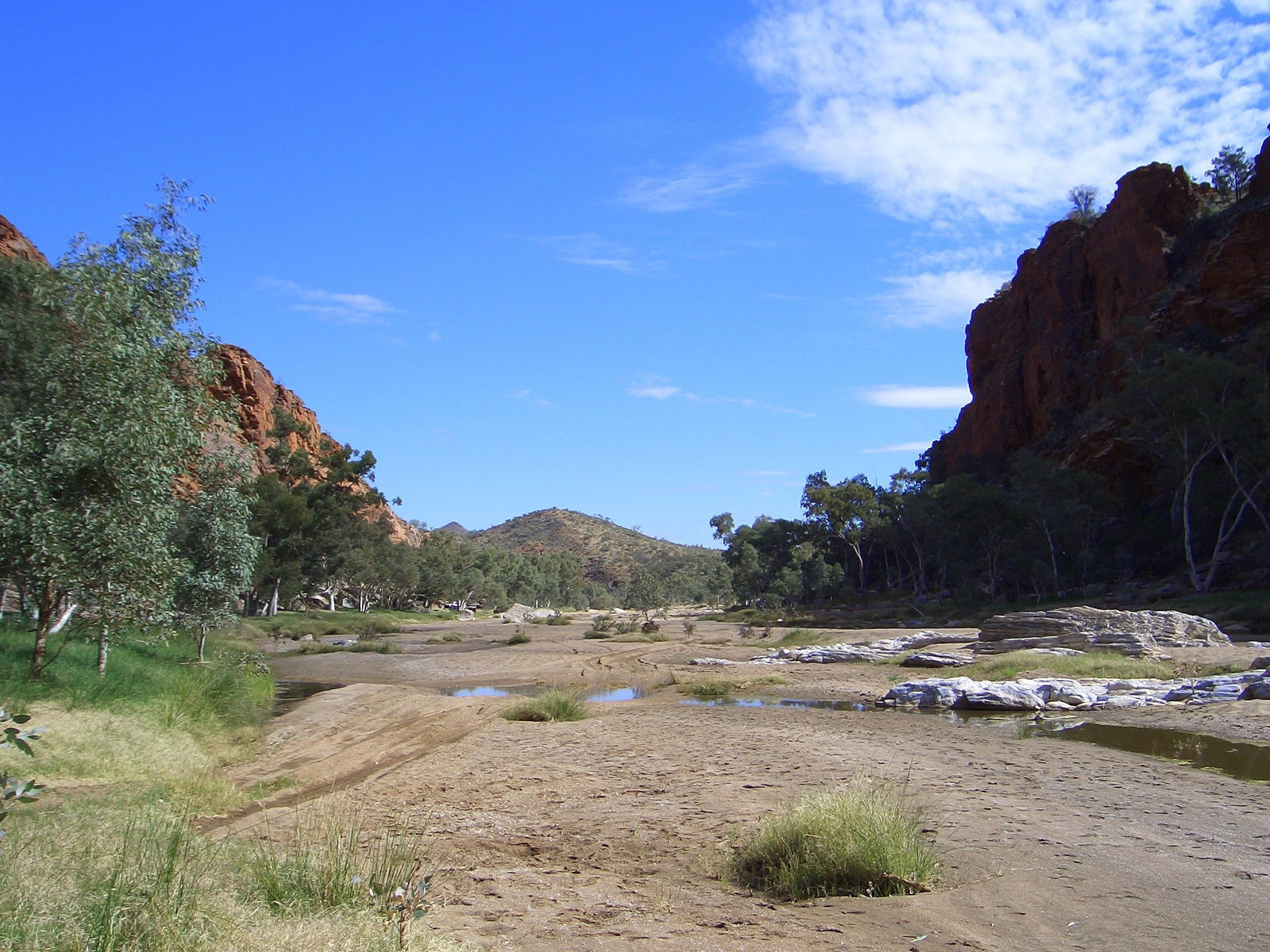 Larapinta NT Accommodation Coffs Harbour