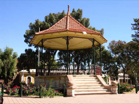 Gladstone Square - Accommodation Coffs Harbour 0