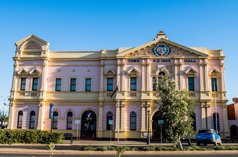Kalgoorlie Town Hall - Accommodation Coffs Harbour 0