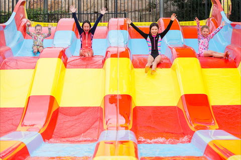 Raging Waters Sydney - Accommodation Coffs Harbour 1