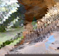 Sandstone Caves Walking Track - Accommodation Coffs Harbour