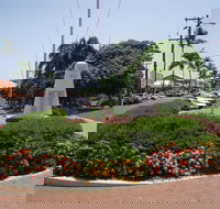 Yeppoon War Memorial - Accommodation Coffs Harbour